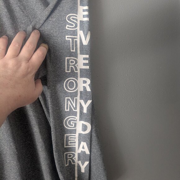 L\S Tee - Picture 2 of 4